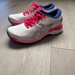 ASICS Gel Kayano 25 Women’s Running Shoes –Size 7–Excellent Condition–Worn 3x